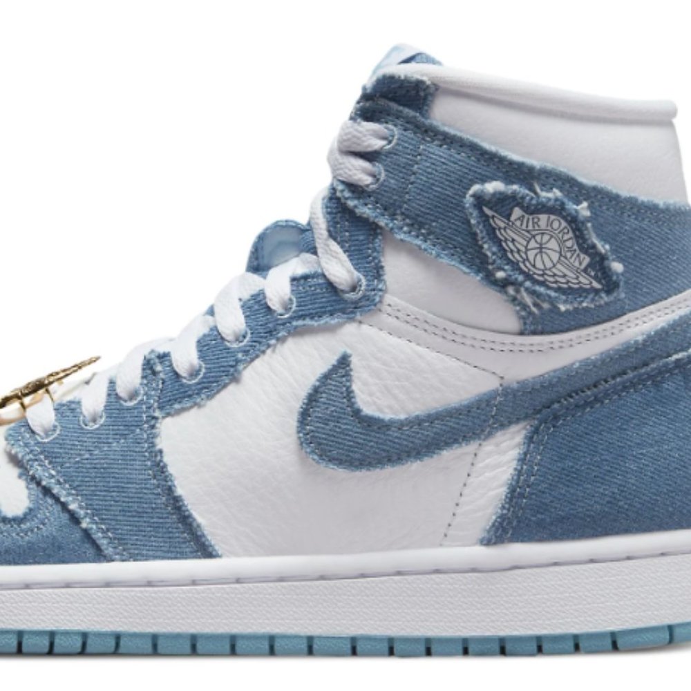Women's Air Jordan 1 High OG Denim - Picture 5 of 6